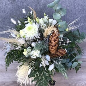 Boho Weihnachtsstrauss weiss